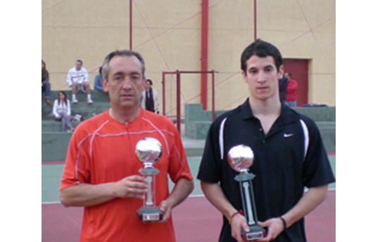 Alejandro García se lleva el I Torneo de Invierno del Club Tenis de Mérida